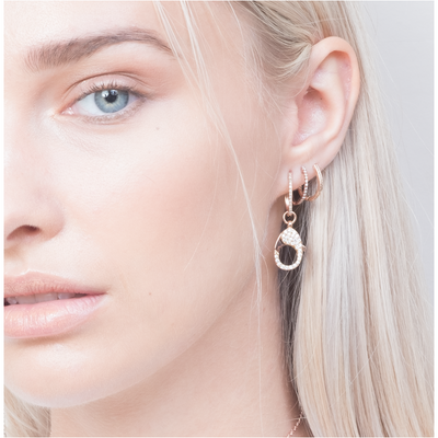 18ct clasp earrings