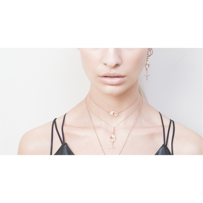 18ct clasp pendant earring ensemble